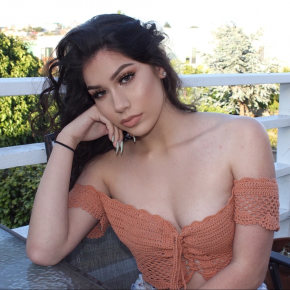 OotdFash Tops - Off Shoulder Crop Top